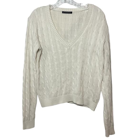 Brandy Melville Cream Cable Knit V-Neck Sweater Soft Cozy Classic Knitwear Baisc - Picture 2 of 9